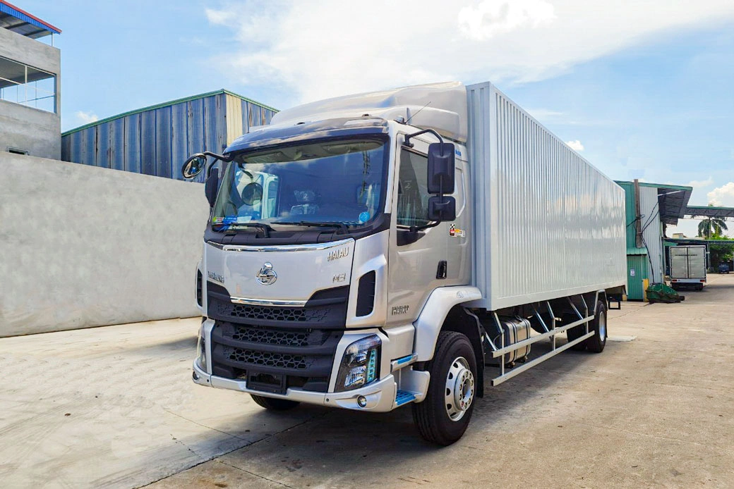 XE TẢI THÙNG CHENGLONG M3 4x2 200HP (4 MÁY) - THÙNG 9,9M